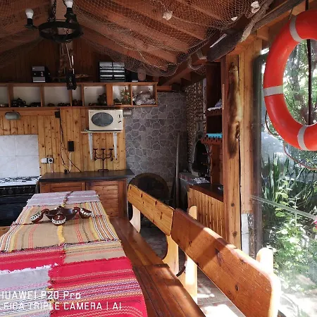 Guest house 